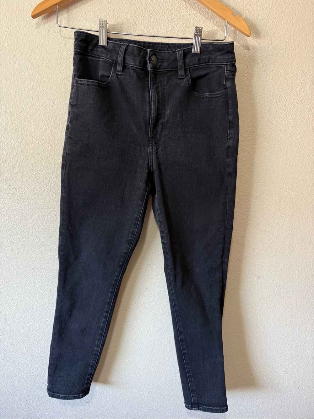 American Eagle Faded Black Skinny High-Rise Jeggings